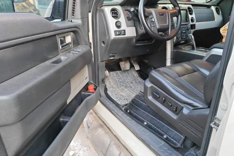 Used Ford F-150 Raptor  Driver Seat