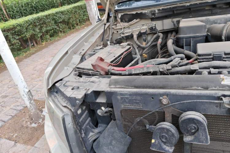 Used Ford F-150 Raptor  Engine Bay Right