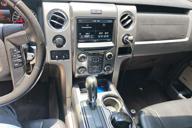 Used Ford F-150 Raptor 2014 6.2L U.S. Version Audio And AC Panel
