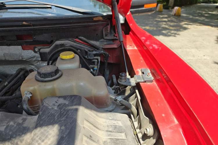 Used Ford F-150 Raptor 2014 6.2L U.S. Version Engine Bay Left