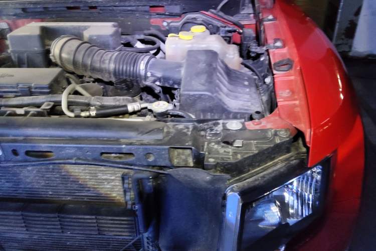 Used Ford F-150 Raptor 2014 6.2L U.S. Version Engine Bay Left