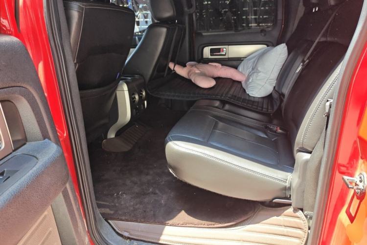 Used Ford F-150 Raptor 2014 6.2L U.S. Version Left Rear Seat