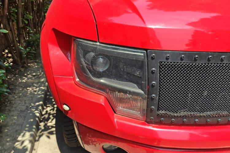Used Ford F-150 Raptor 2014 6.2L U.S. Version Right Front Headlight
