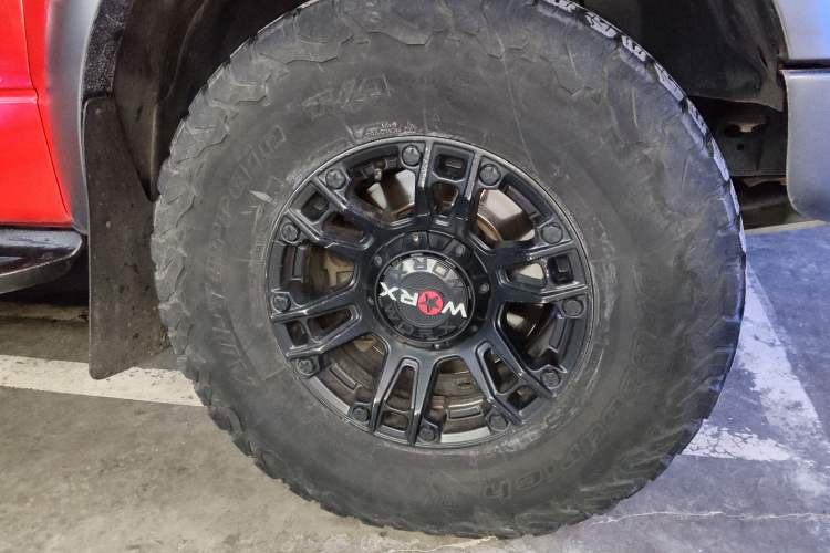 Used Ford F-150 Raptor 2014 6.2L U.S. Version Right Front Wheel Hub