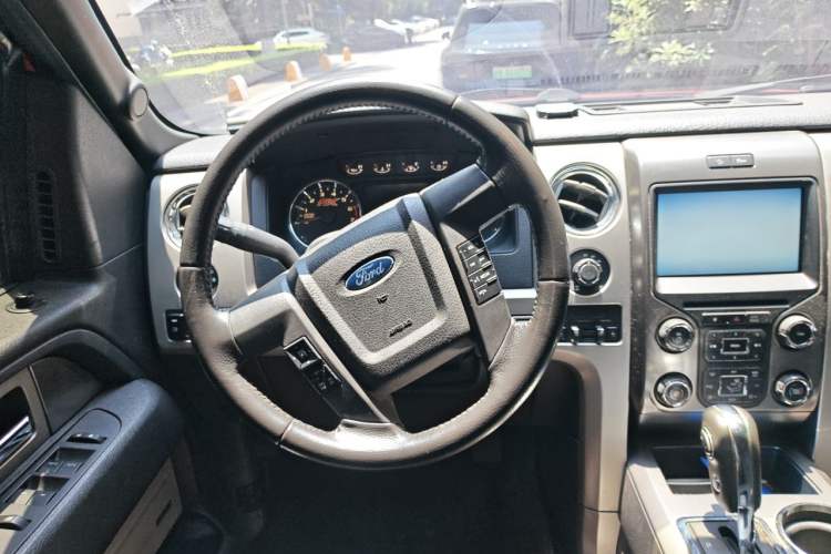 Used Ford F-150 Raptor 2014 6.2L U.S. Version Steering Wheel