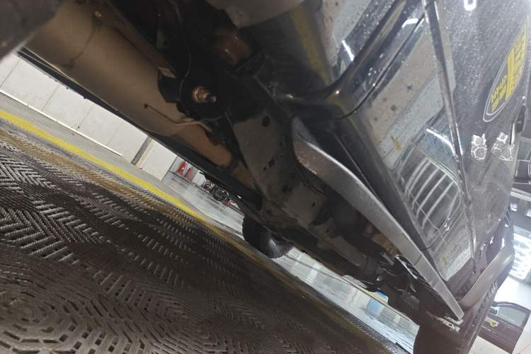 Used Ford F-150 Raptor  Chassis Rear Right