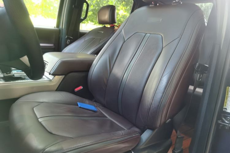 Used Ford F-150 Raptor  Left Front Seat