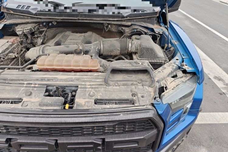 Used Ford F-150 Raptor  Engine Bay Left