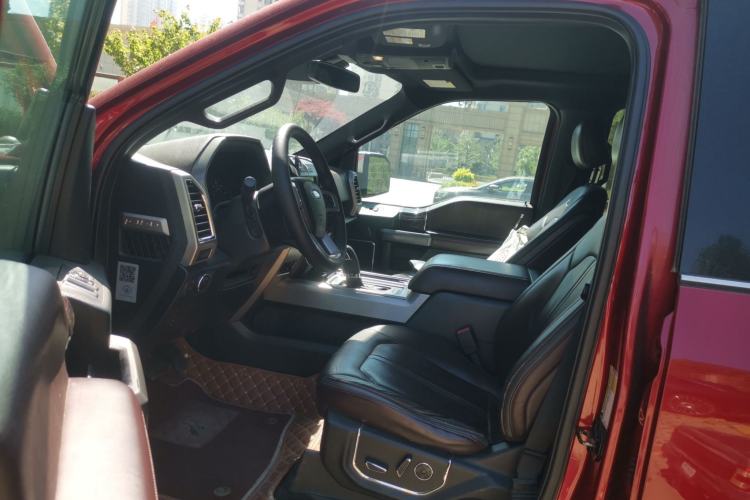 Used Ford F-150 Raptor  Left Front Seat