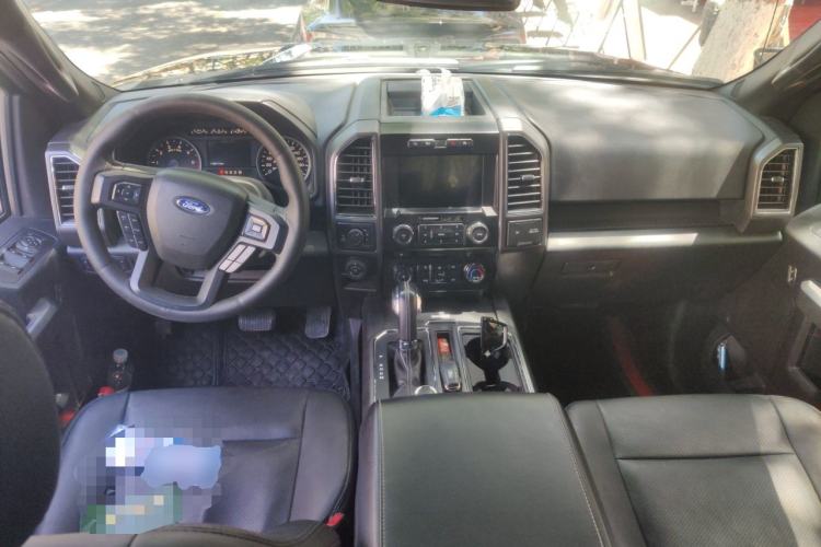 Used Ford F-150 Raptor  Center Console