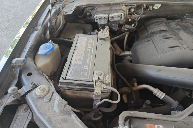 Used Ford F-150 Raptor  Engine Bay Right