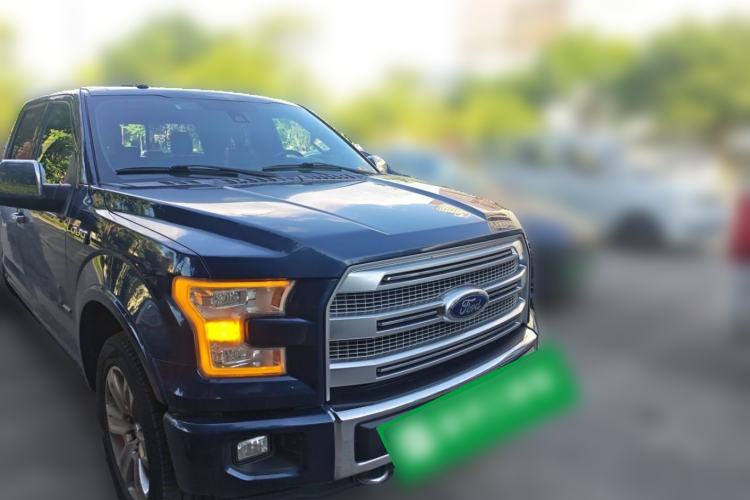 Used Ford F-150 Raptor  Front Right 45 Deg