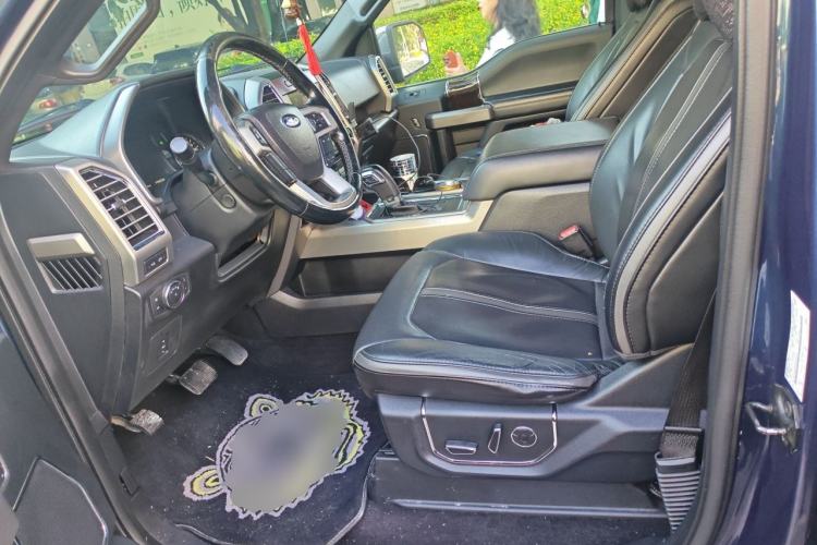 Used Ford F-150 Raptor  Left Front Seat