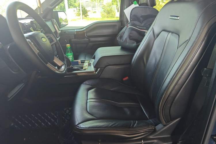 Used Ford F-150 Raptor  Left Front Seat