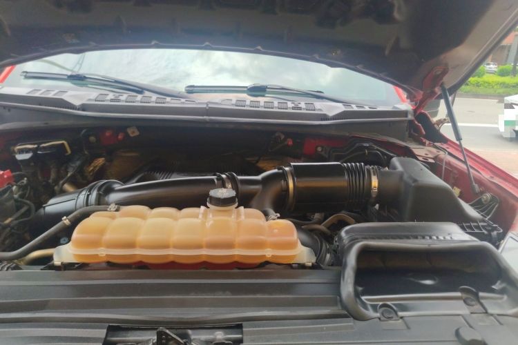 Used Ford F-150 Raptor  Engine Bay Left