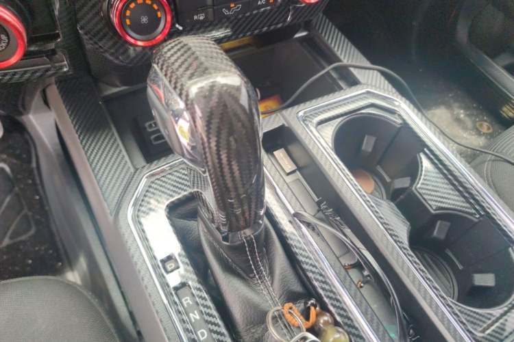 Used Ford F-150 Raptor  Gear Lever