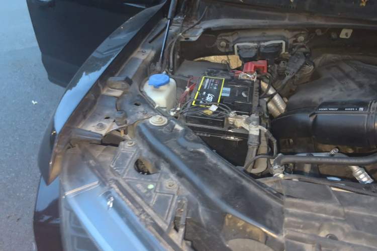 Used Ford F-150 Raptor 2017 3.5T Raptor Performance Enhanced Edition Engine Bay Right