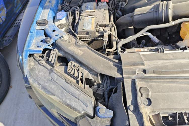 Used Ford F-150 Raptor 2017 3.5T Raptor Performance Edition Engine Bay Right