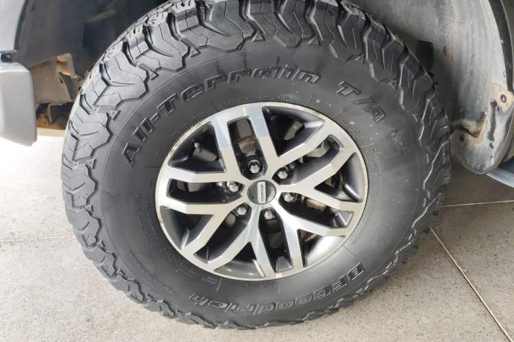 Used Ford F-150 Raptor 2017 3.5T Raptor Performance Enhanced Edition Exterior 7