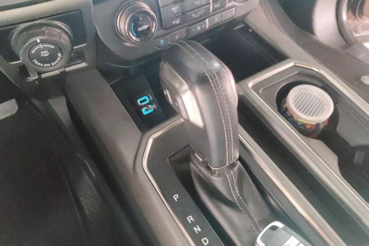 Used Ford F-150 Raptor 2017 3.5T Raptor Performance Enhanced Edition Gear Lever