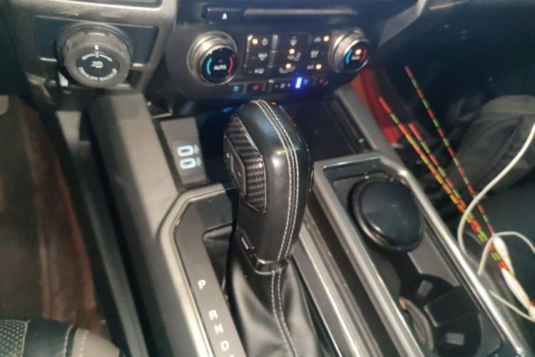 Used Ford F-150 Raptor 2017 3.5T Raptor Performance Enhanced Edition Gear Lever