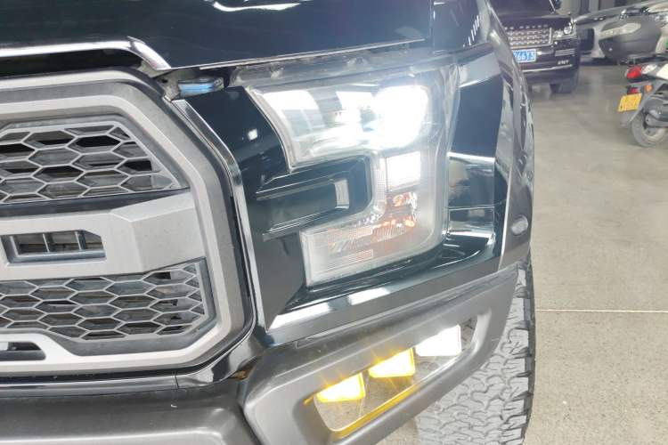 Used Ford F-150 Raptor 2017 3.5T Raptor Performance Enhanced Edition Left Front Headlight