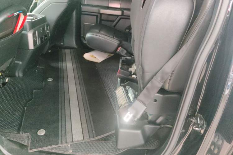 Used Ford F-150 Raptor 2017 3.5T Raptor Performance Enhanced Edition Left Rear Seat
