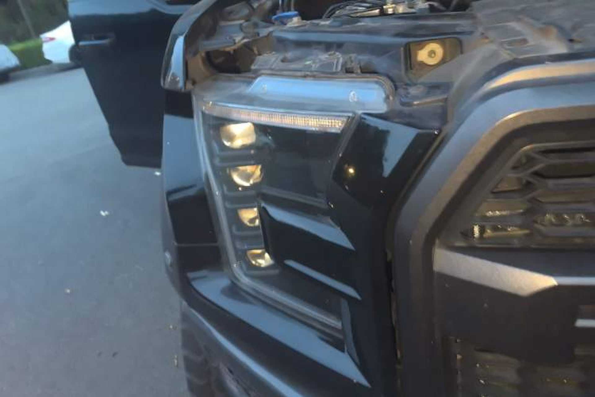 Used Ford F-150 Raptor 2017 3.5T Raptor Performance Enhanced Edition Right Front Headlight