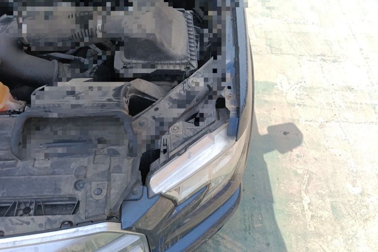 Used Ford F-150 Raptor  Engine Bay Left