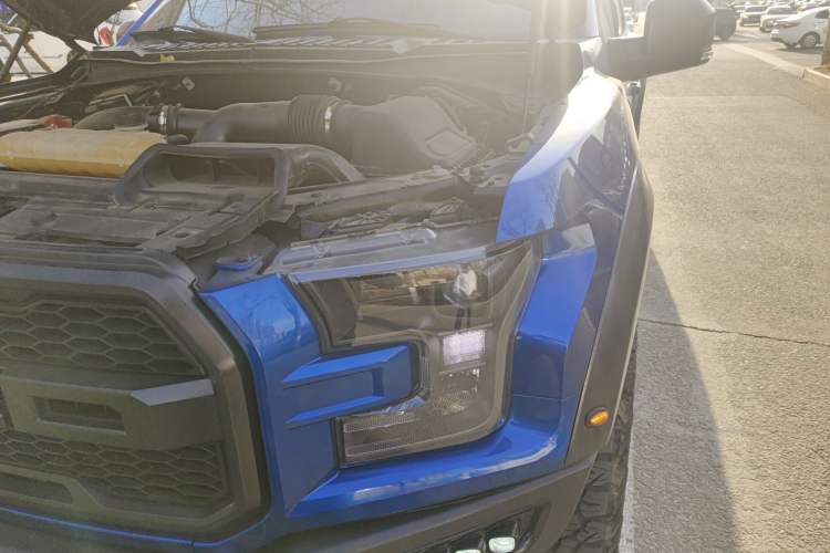 Used Ford F-150 Raptor 2017 3.5T Raptor Performance Enhanced Edition Engine Bay Left