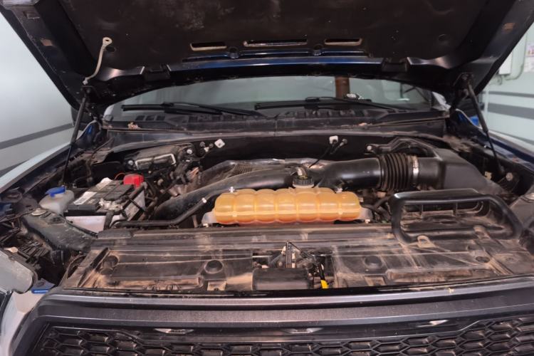Used Ford F-150 Raptor 2017 3.5T Raptor Performance Enhanced Edition Engine Bay
