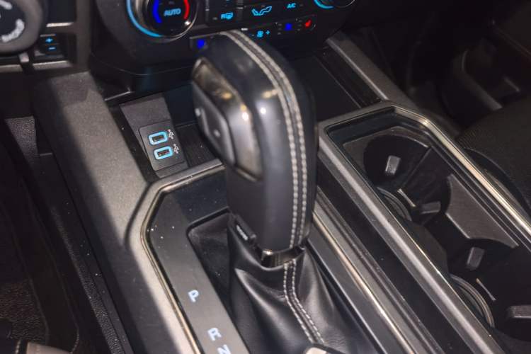 Used Ford F-150 Raptor 2017 3.5T Raptor Performance Enhanced Edition Gear Lever