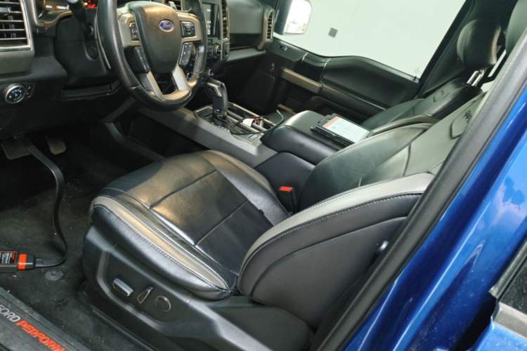 Used Ford F-150 Raptor 2017 3.5T Raptor Performance Enhanced Edition Left Front Seat