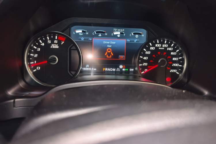 Used Ford F-150 Raptor 2017 3.5T Raptor Performance Enhanced Edition Odometer Close Up