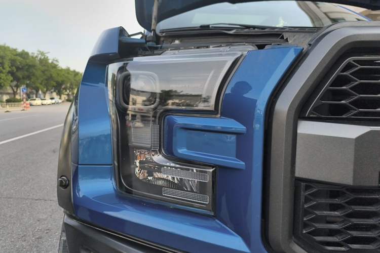 Used Ford F-150 Raptor 2017 3.5T Raptor Performance Enhanced Edition Right Front Headlight