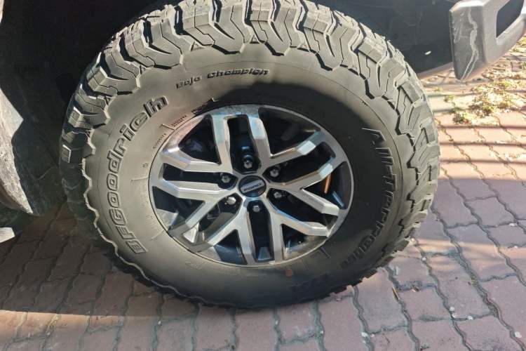 Used Ford F-150 Raptor 2017 3.5T Raptor Performance Enhanced Edition Right Front Wheel Hub