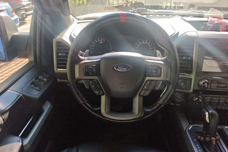 Used Ford F-150 Raptor 2017 3.5T Raptor Performance Enhanced Edition Steering Wheel