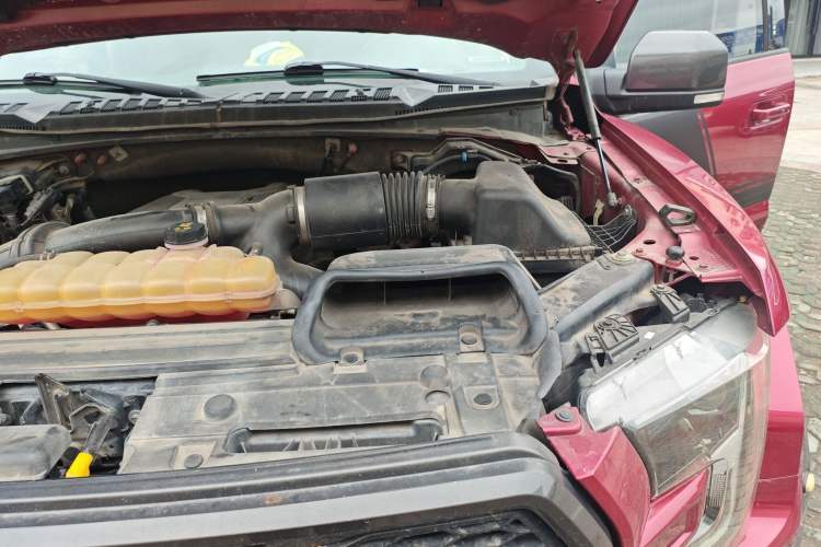 Used Ford F-150 Raptor 2017 3.5T Raptor Performance Enhanced Edition Engine Bay Left