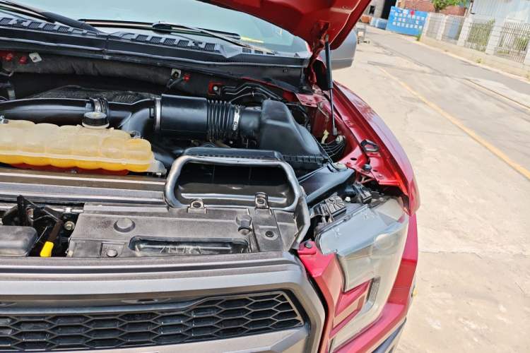 Used Ford F-150 Raptor 2017 3.5T Raptor Performance Enhanced Edition Engine Bay Left