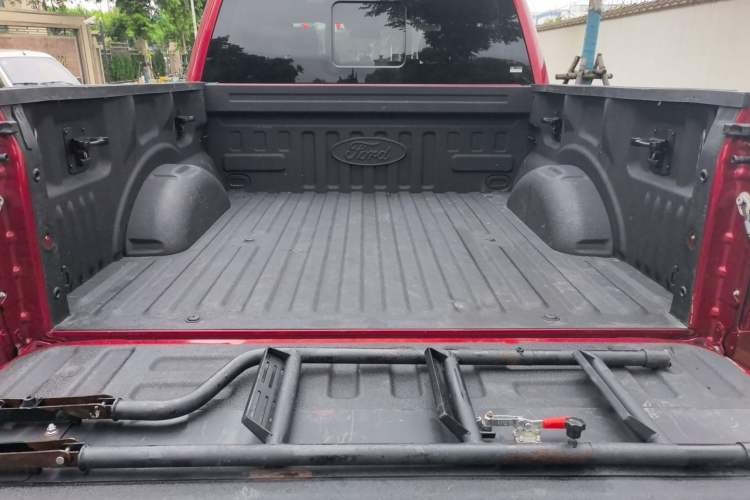 Used Ford F-150 Raptor 2017 3.5T Raptor Performance Enhanced Edition Trunk