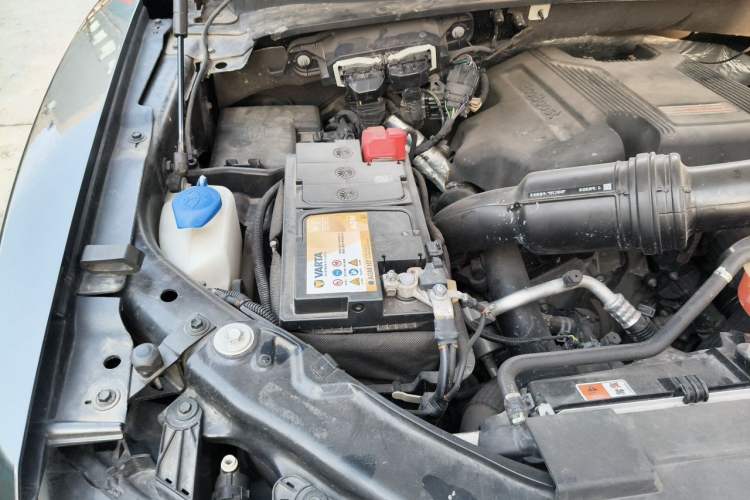 Used Ford F-150 Raptor 2017 3.5T Raptor Performance Enhanced Edition Engine Bay Right