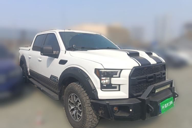 Used Ford F-150 Raptor  Front Right 45 Deg