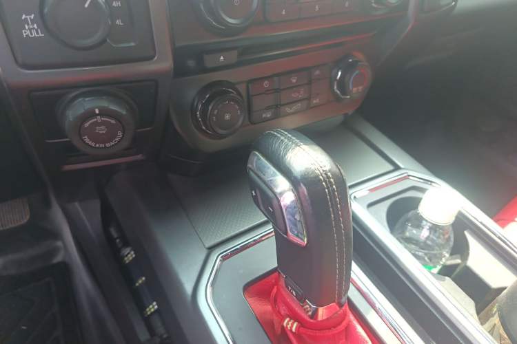 Used Ford F-150 Raptor  Gear Lever