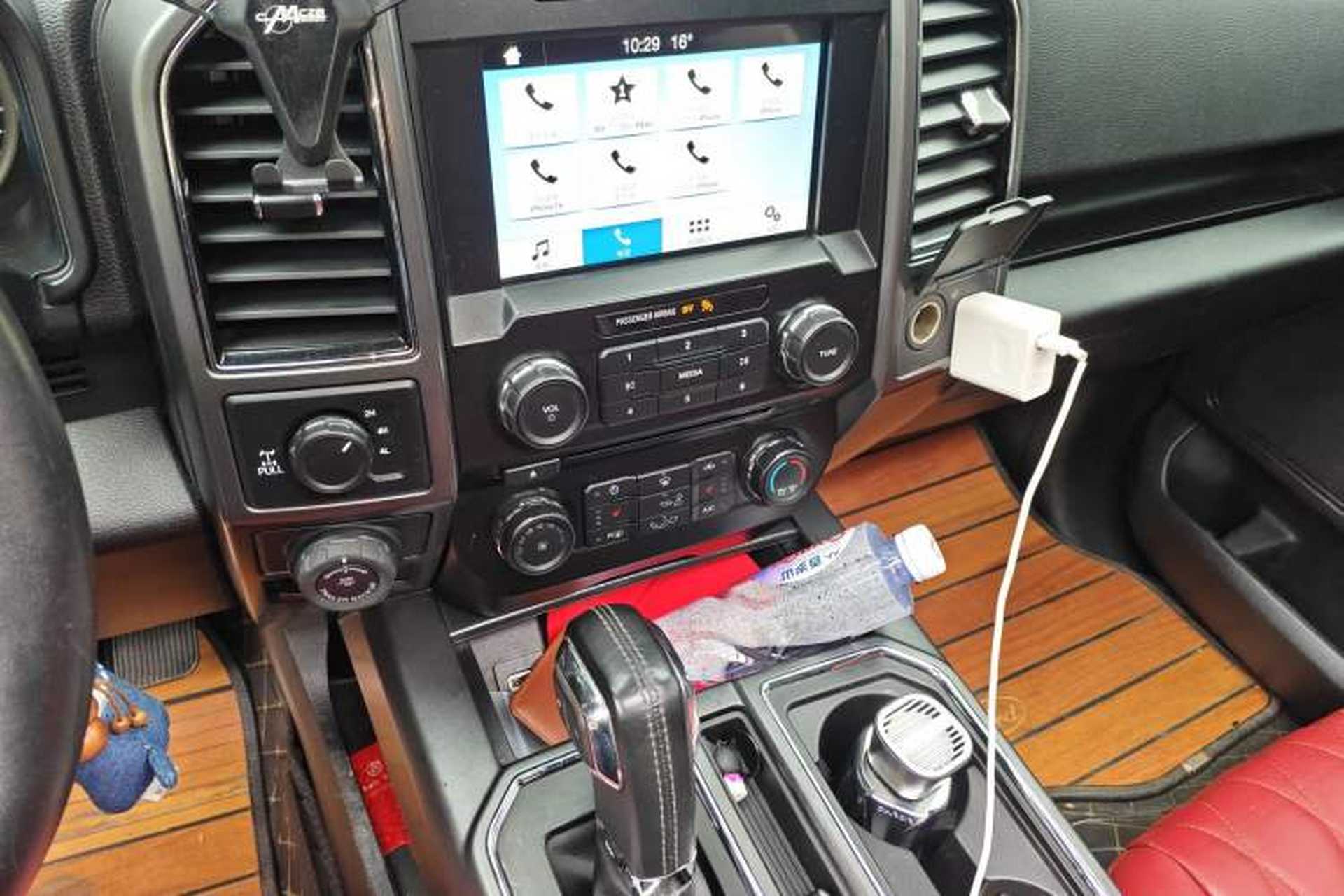 Used Ford F-150 Raptor  Audio And AC Panel
