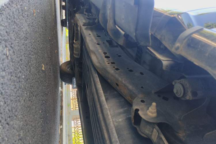 Used Ford F-150 Raptor  Chassis Rear Left