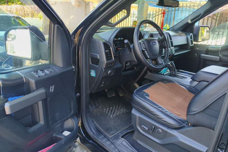 Used Ford F-150 Raptor  Driver Seat