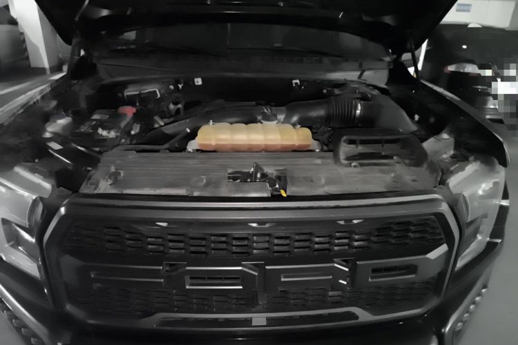 Used Ford F-150 Raptor 2018 3.5T Raptor Performance Enhanced Edition Engine Bay