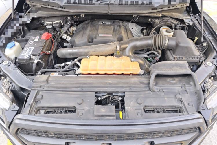 Used Ford F-150 Raptor 2018 3.5T Raptor Performance Enhanced Edition Engine Bay