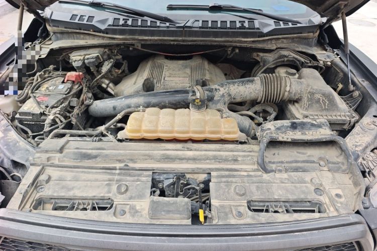 Used Ford F-150 Raptor 2018 3.5T Raptor Performance Enhanced Edition Engine Bay