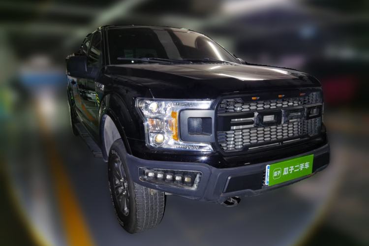 Used Ford F-150 Raptor  Front Right 45 Deg